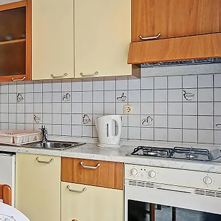 Beautiful In With Kitchen *